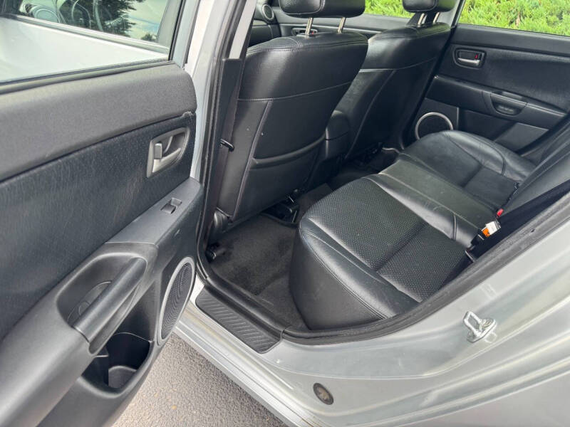 2005 Mazda MAZDA3 s