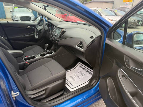 2018 Chevrolet Cruze LT Auto