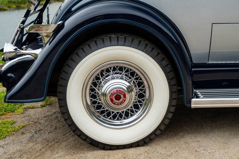 1933 Packard Twelve