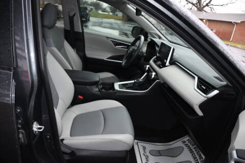 2020 Toyota RAV4 XLE Premium