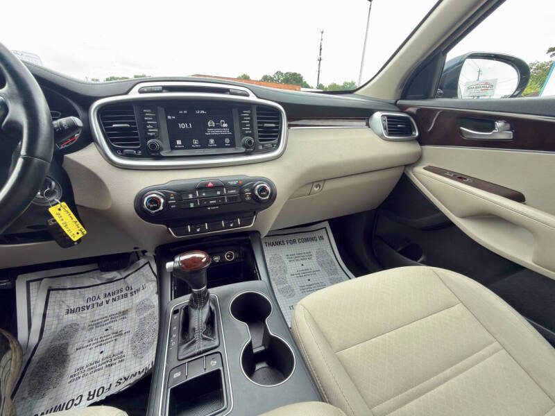 2017 Kia Sorento LX