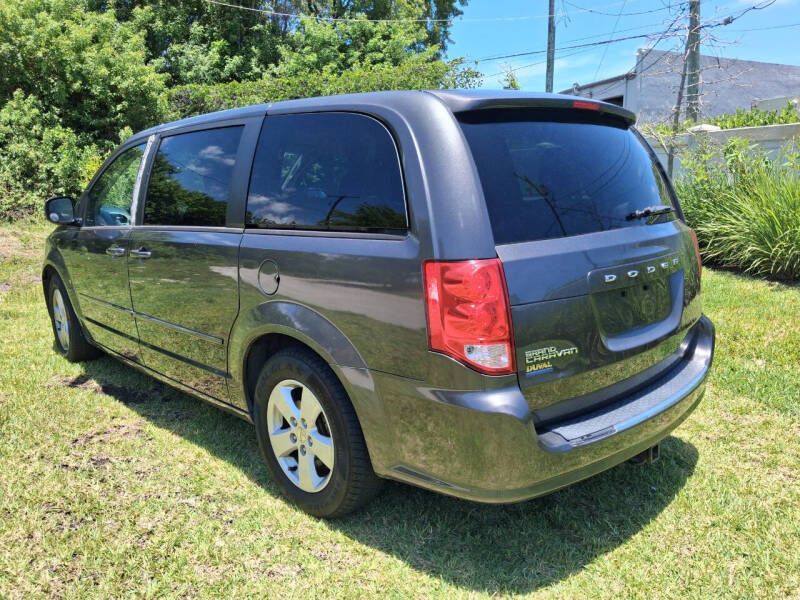 2015 Dodge Grand Caravan American Value Package