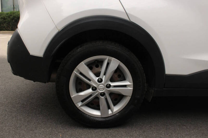 2020 Nissan Kicks S