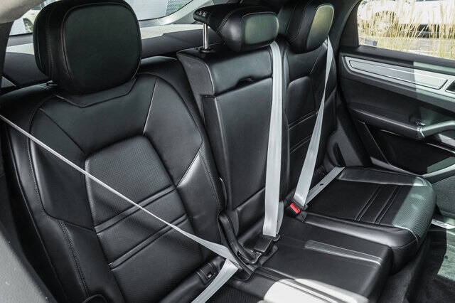 2022 Porsche Cayenne