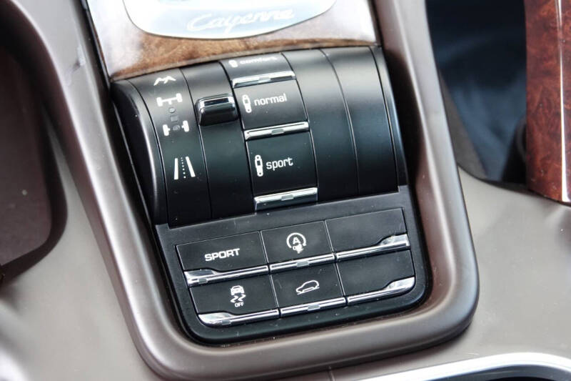 2013 Porsche Cayenne Tiptronic