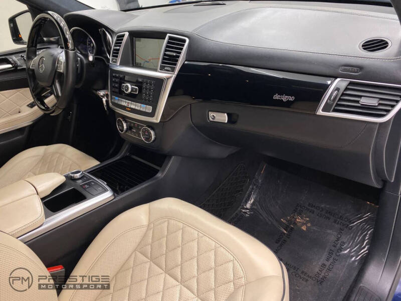 2014 Mercedes-Benz GL-Class GL 550 4MATIC