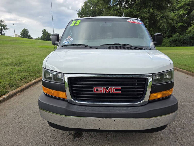 2023 GMC Savana 2500