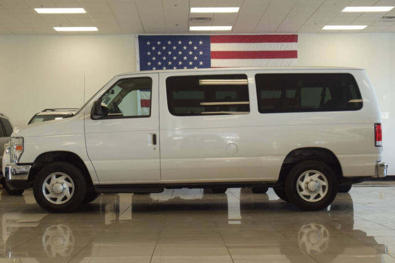 2014 Ford E-Series E-350 SD XLT