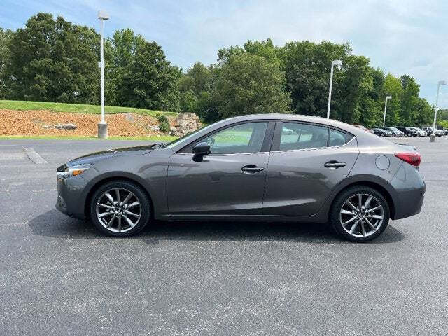 2018 Mazda MAZDA3 8