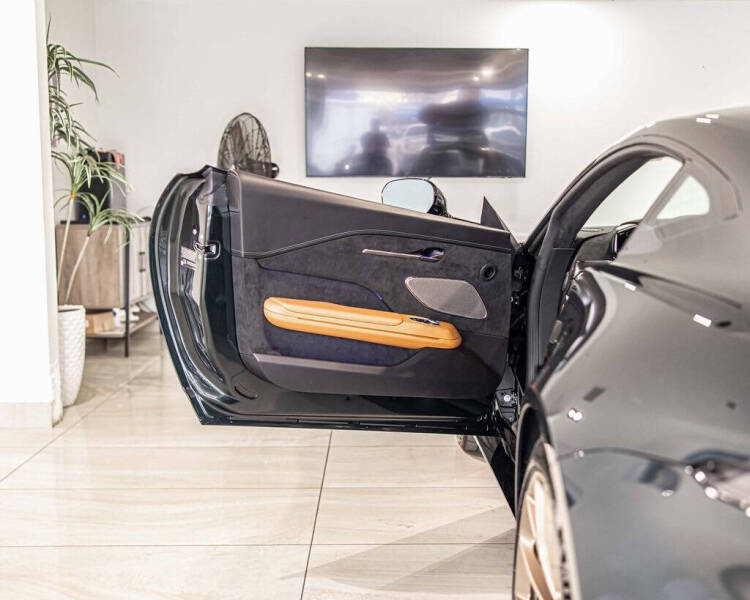 2026 Aston Martin Vantage S