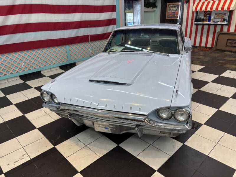 1964 Ford Thunderbird