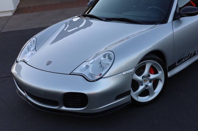 2004 Porsche 911 Carrera 4S