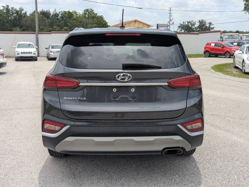 2020 Hyundai Santa Fe SE