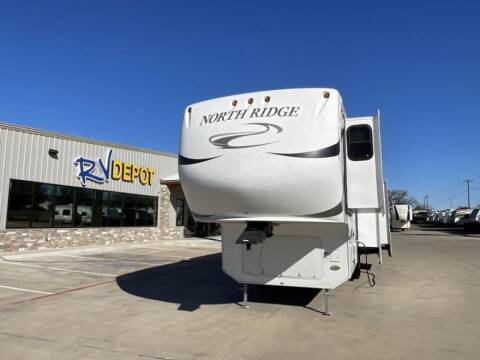 2012 Coachmen NORTH RIDGE 320RLQ for sale at Ultimate RV in White Settlement TX