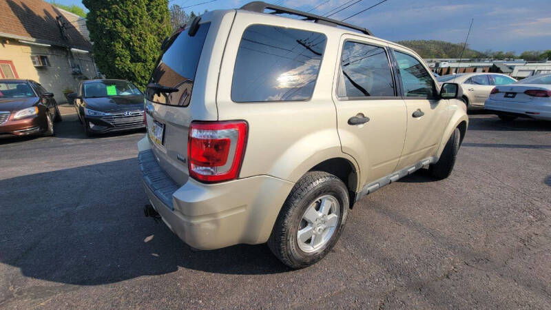 2011 Ford Escape XLT