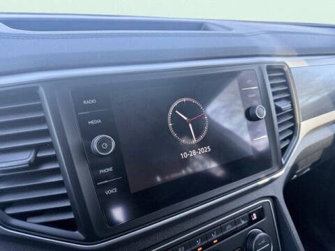 2021 Volkswagen Atlas Cross Sport V6 SE R-Line