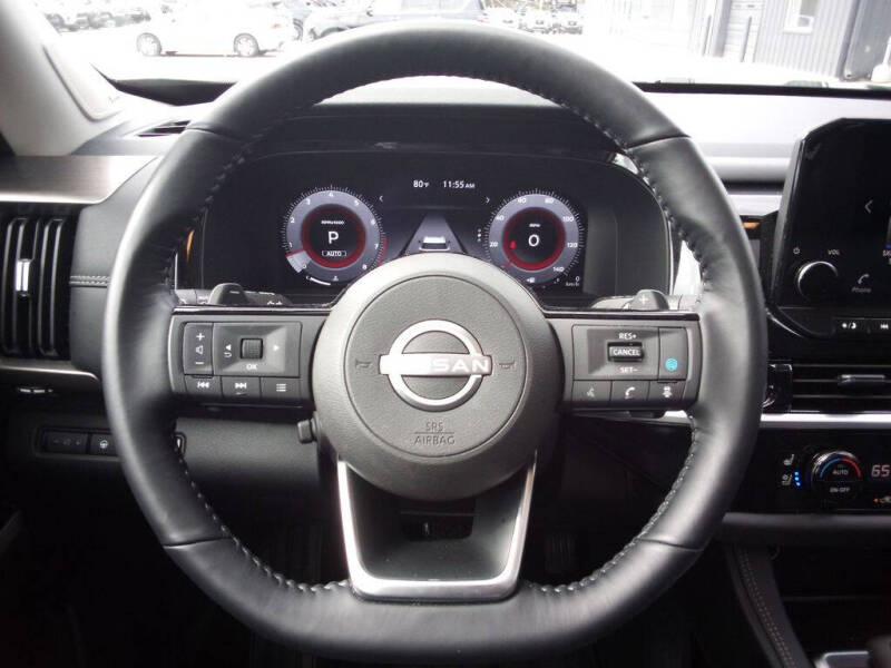 2024 Nissan Pathfinder Platinum