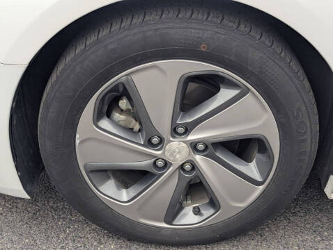 2017 Hyundai Sonata Hybrid