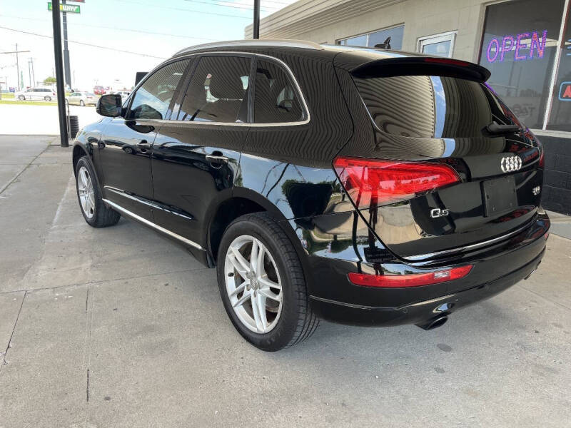 2016 Audi Q5 2.0T quattro Premium Plus