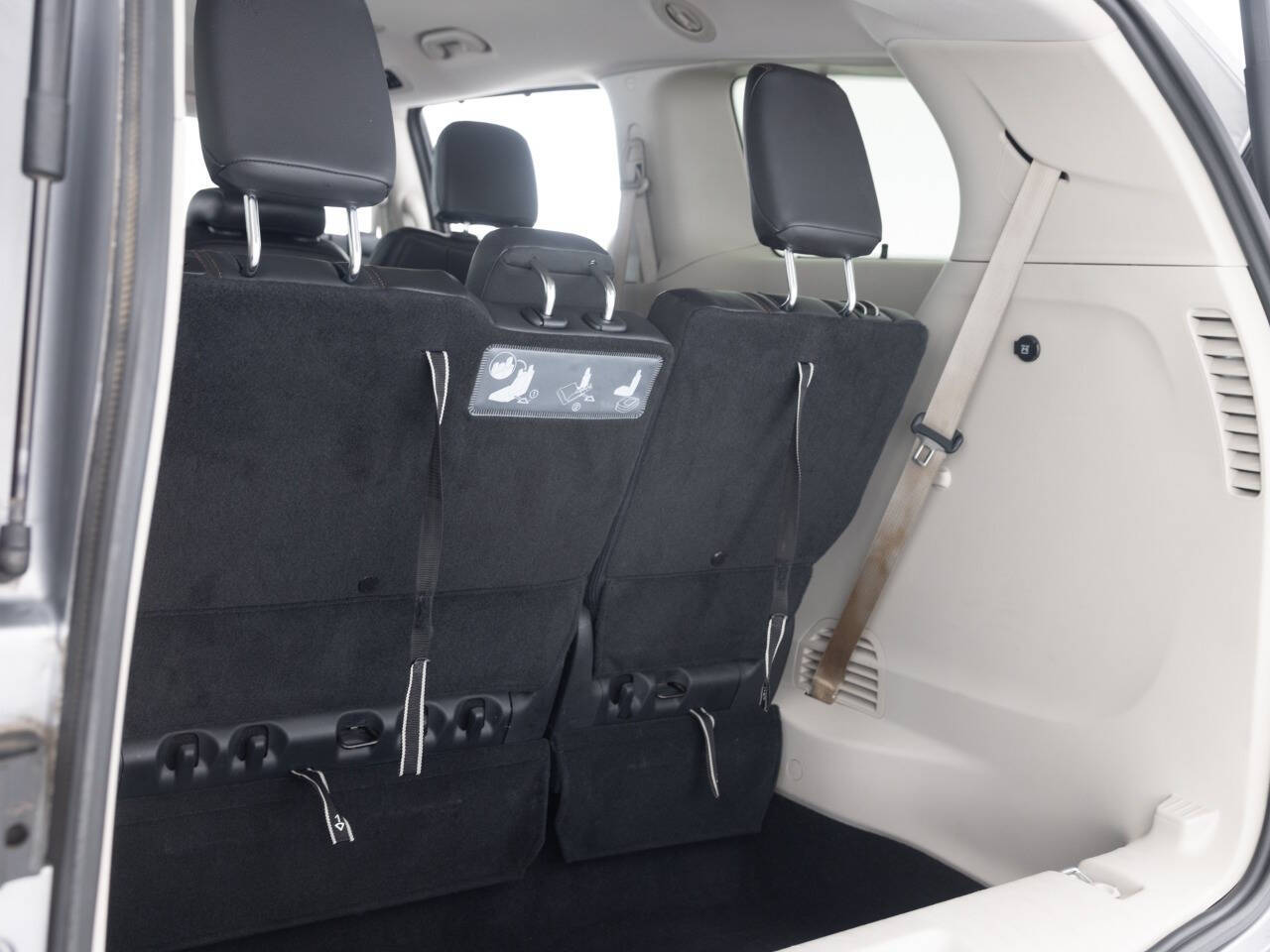 Used Car 2017 Chrysler Pacifica  Touring L Plus 4dr Mini Van For Sale Under $12,000 In Coal City, Illinois