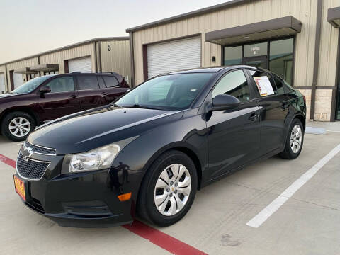 2013 Chevrolet Cruze for sale at CAR MART in Houston TX