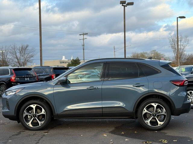 2025 Ford Escape Hybrid ST-Line Select