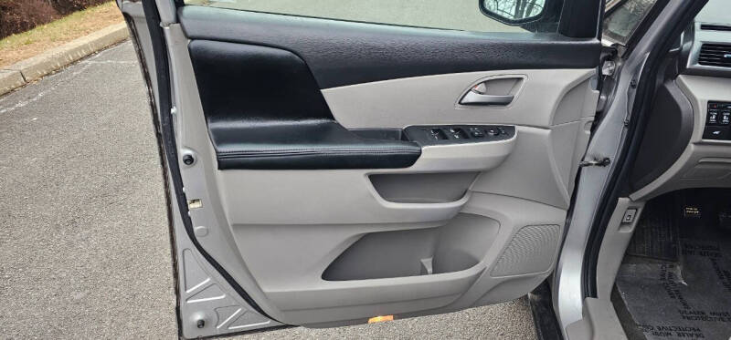 2012 Honda Odyssey EX-L w/DVD