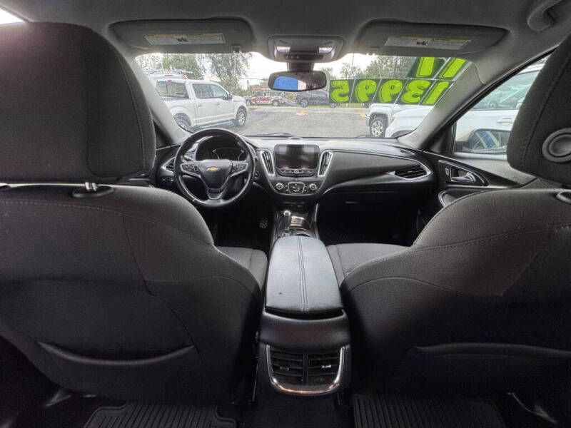 2017 Chevrolet Malibu LT