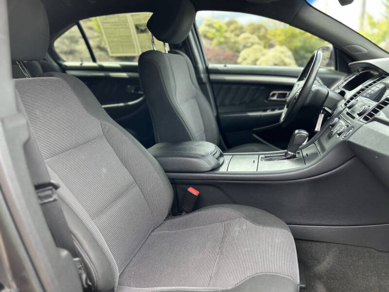 2014 Ford Taurus SEL