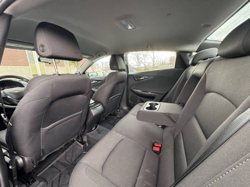 2018 Chevrolet Malibu LS