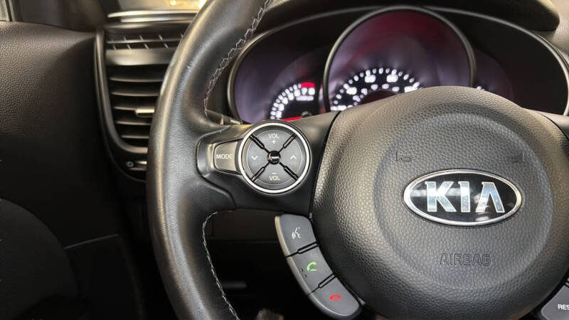 2017 Kia Soul +