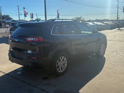 2018 Jeep Cherokee Latitude Plus