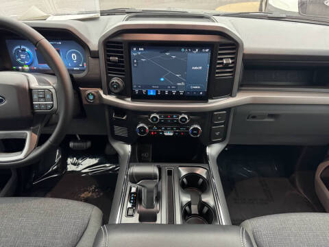 2025 Ford F-150 Lightning XLT