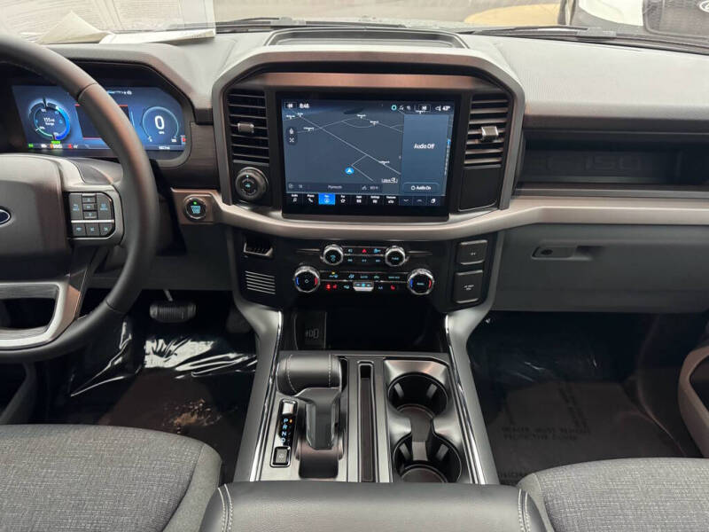 2025 Ford F-150 Lightning XLT