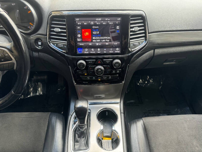 2020 Jeep Grand Cherokee Laredo E