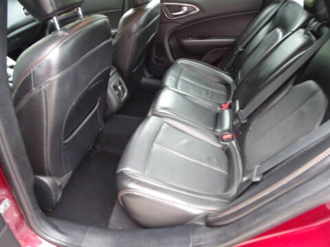 2016 Chrysler 200 C