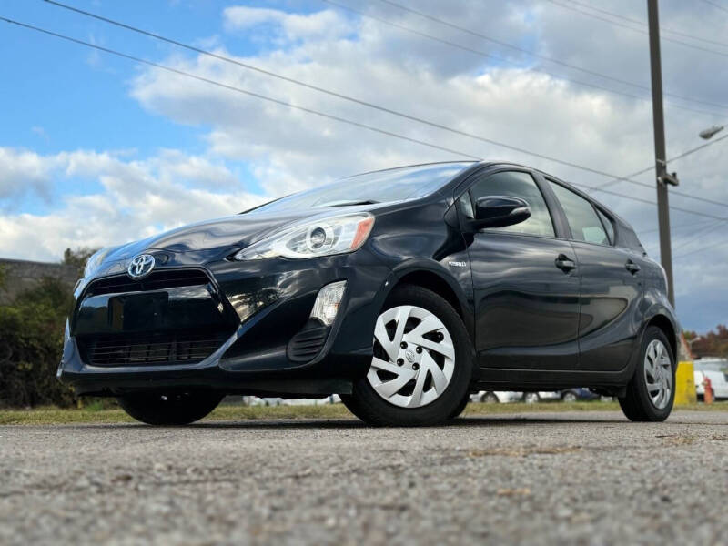 2016 Toyota Prius c Two