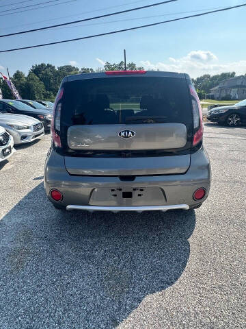 2018 Kia Soul +