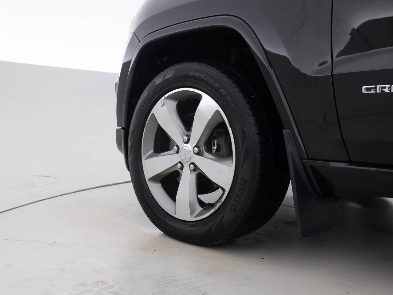 Used Car 2014 Jeep Grand Cherokee  Overland 4x4 4dr Suv For Sale Under $15,000 In Coal City, Illinois