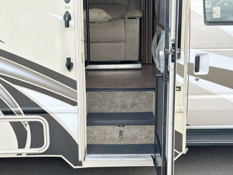 2019 Ford E-Series