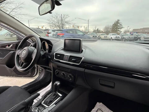 2015 Mazda MAZDA3 i Sport