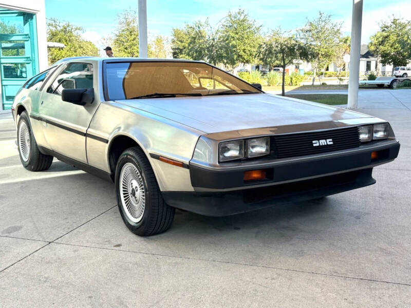 1981 DeLorean DMC-12