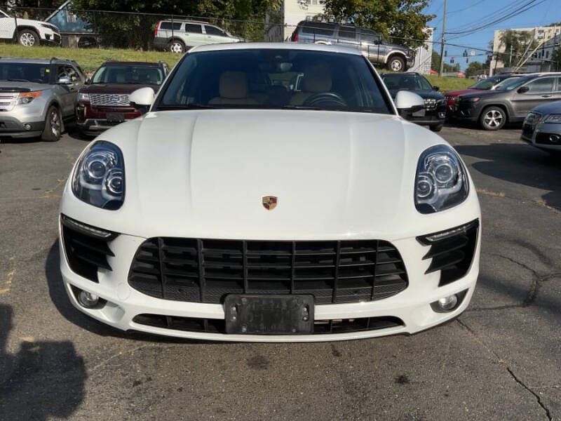 2018 Porsche Macan