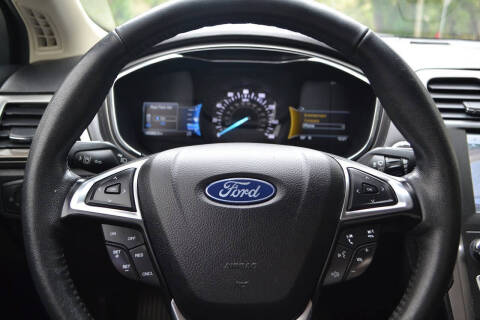 2020 Ford Fusion SEL