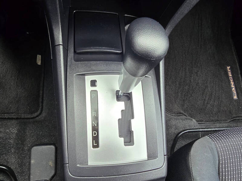 2009 Mitsubishi Lancer ES