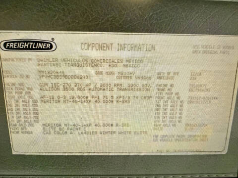 2011 Freightliner M2 106