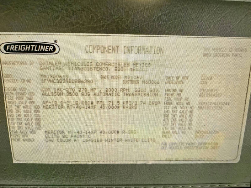 2011 Freightliner M2 106