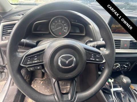 2017 Mazda MAZDA3 Sport