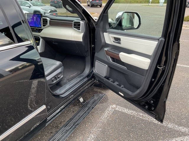 2024 Toyota Sequoia Capstone