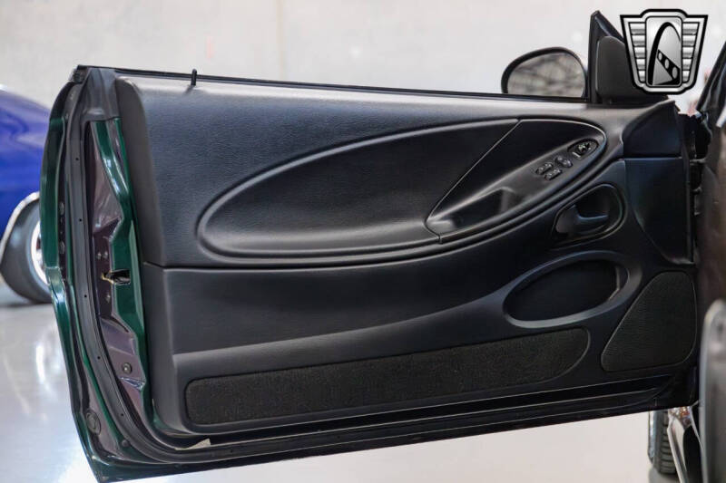 1996 Ford Mustang SVT Cobra